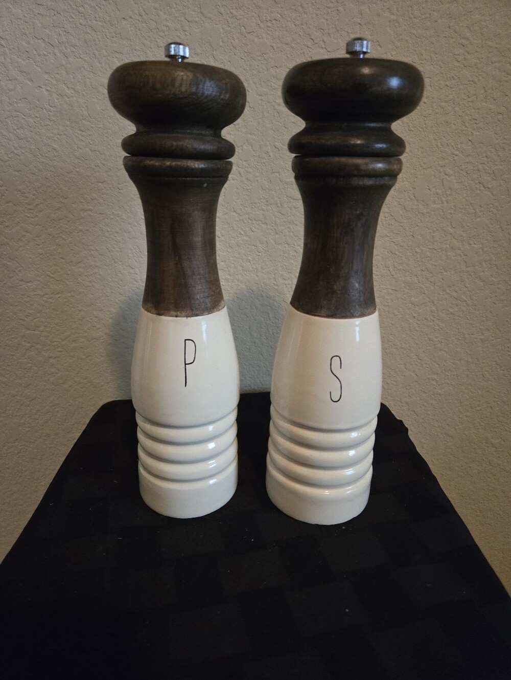 Ceramic and Wood Pepper & Salt Mills - White and Dark Brown